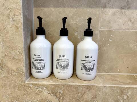 Unwind Guesthouse バイロンベイ エクステリア 写真